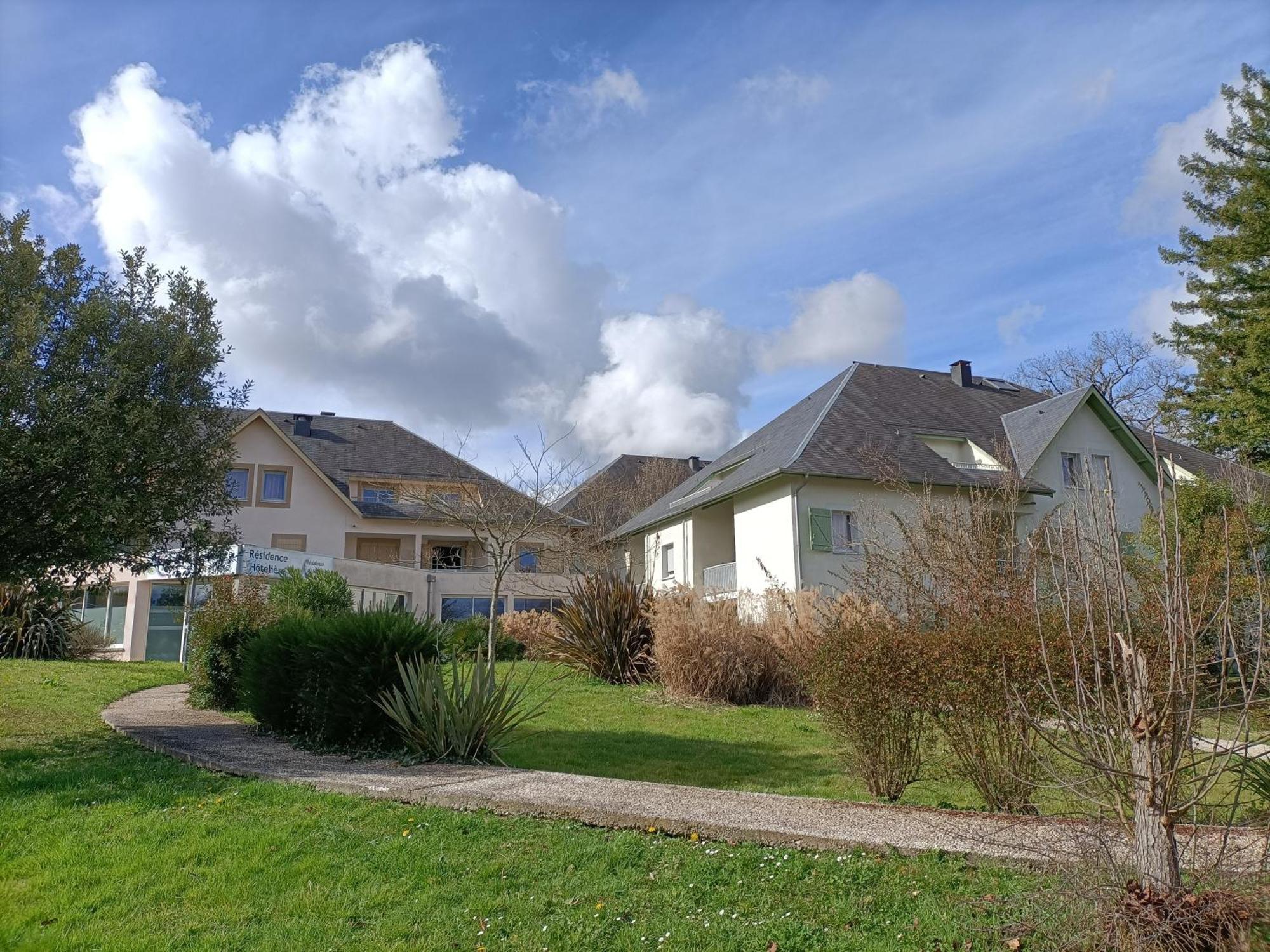 Residence De La Source By Euclenima Salies-de-Béarn Quarto foto